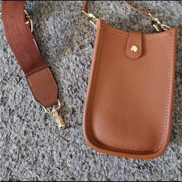 DUYP phone bag - Picture 2 of 2